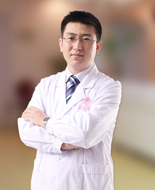 李寅