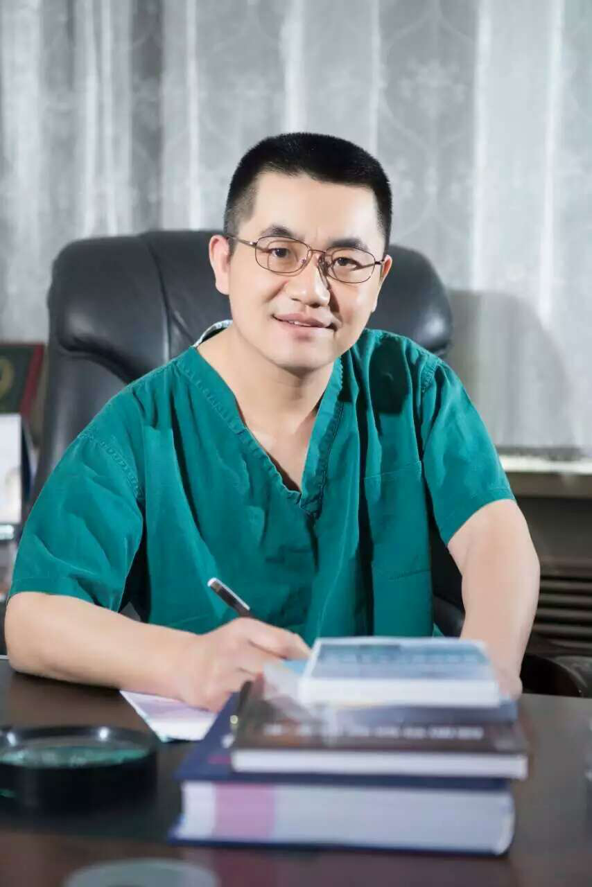 肖栋