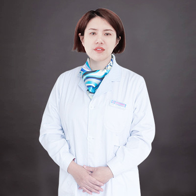 吴雪英
