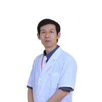 王英明