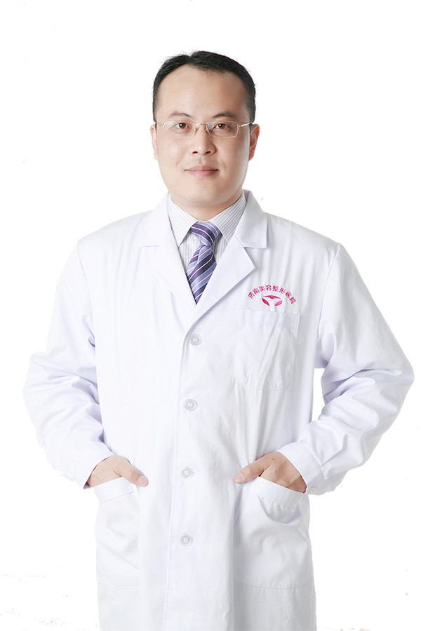 王国明