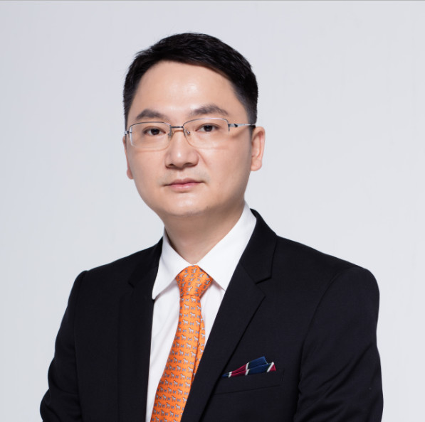 杨航