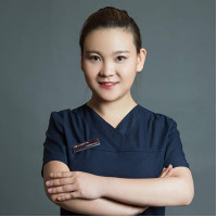 李佳