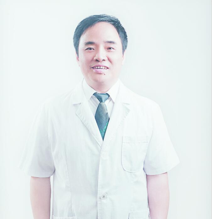 黄季宁
