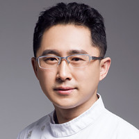 李春龙