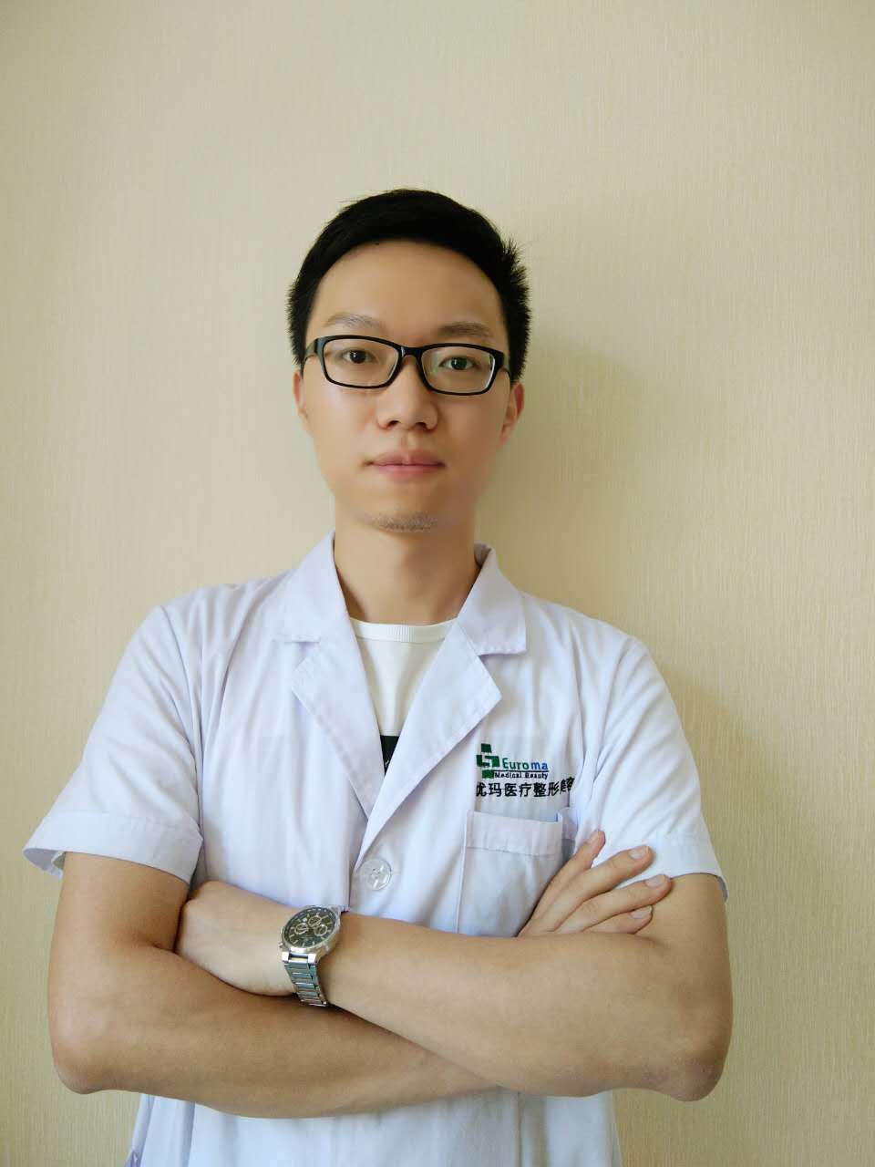 付士明