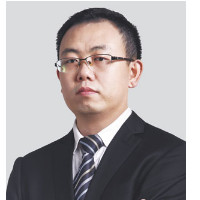 李伟华