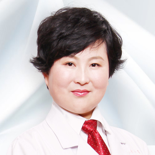 冯  瑛