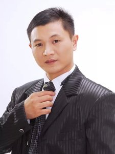 皮世平