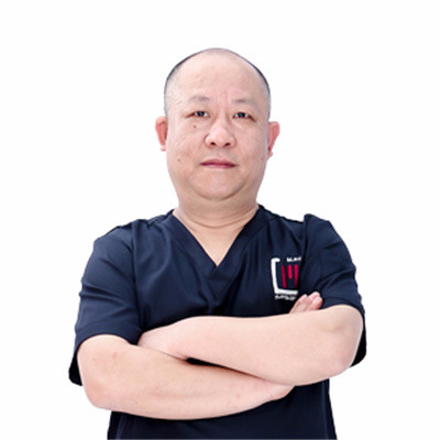陈清华