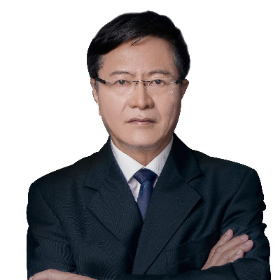 何犇