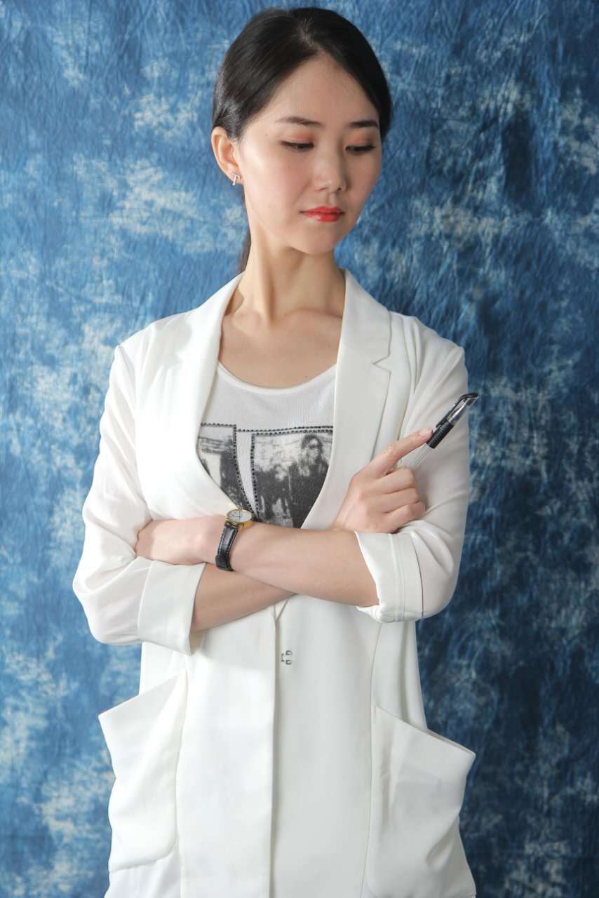 管小莫