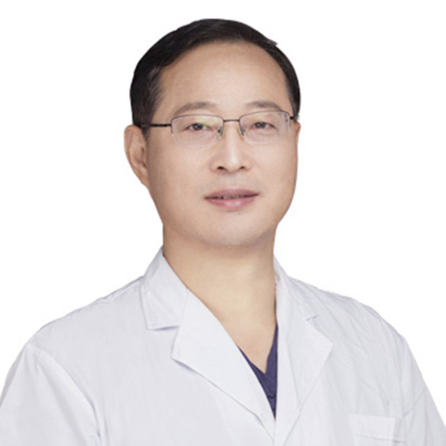 李雄伟