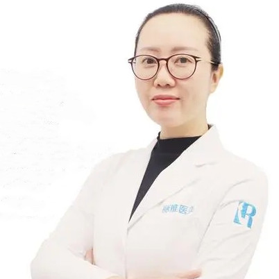 明喻涵