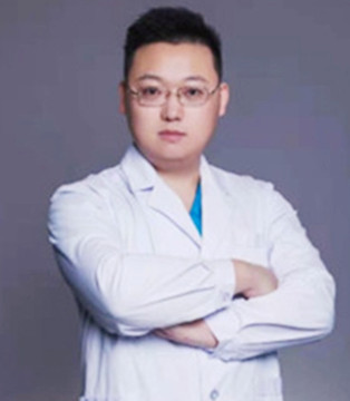 张华楠