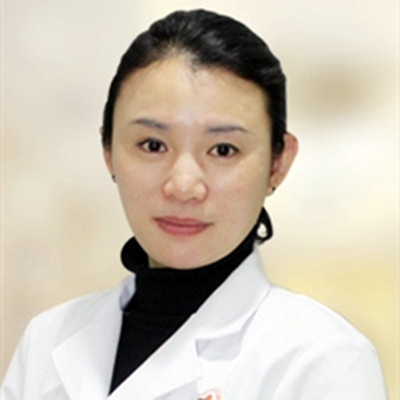 杨霞