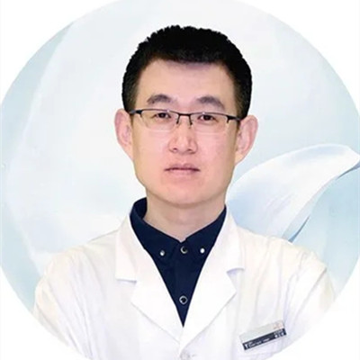 崔立龙