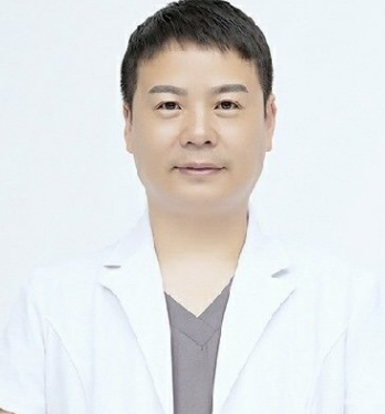 李勇
